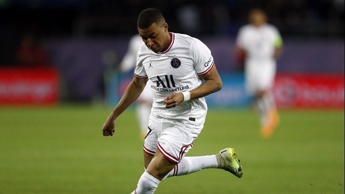 Η Παρί ΣΖ αμφισβητεί τα στοιχεία για το συμβόλαιο του Μπαπέ