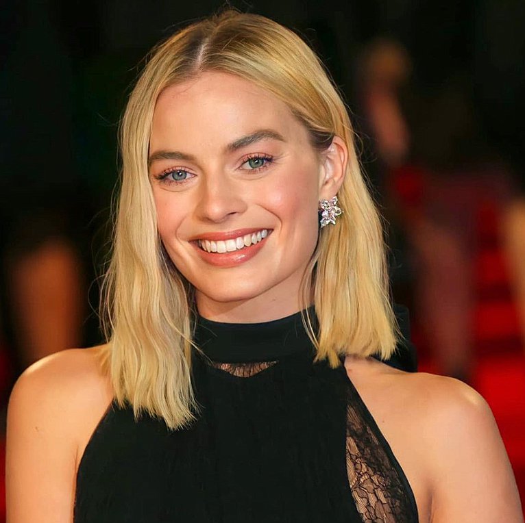 Άλλαξε στα αλήθεια χρώμα μαλλιών η ξανθιά Margott Robbie;