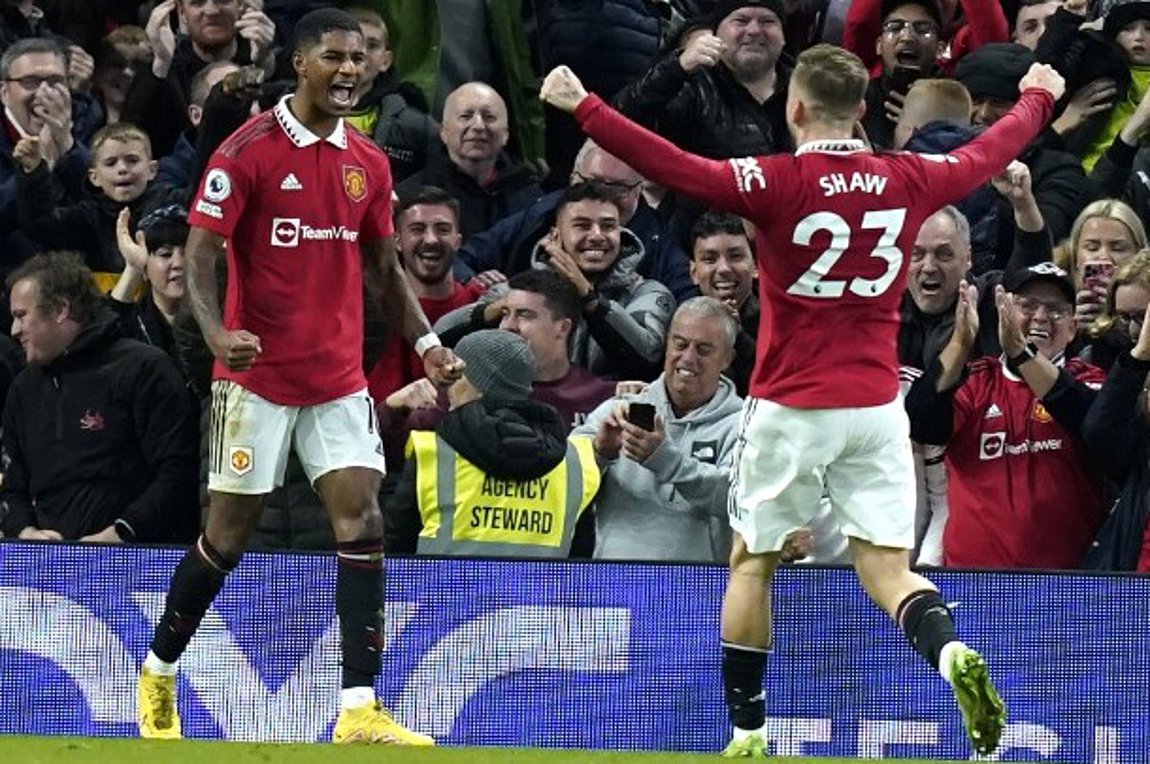 «Τρίποντο» με Ράσφορντ η Γιουνάιτεντ