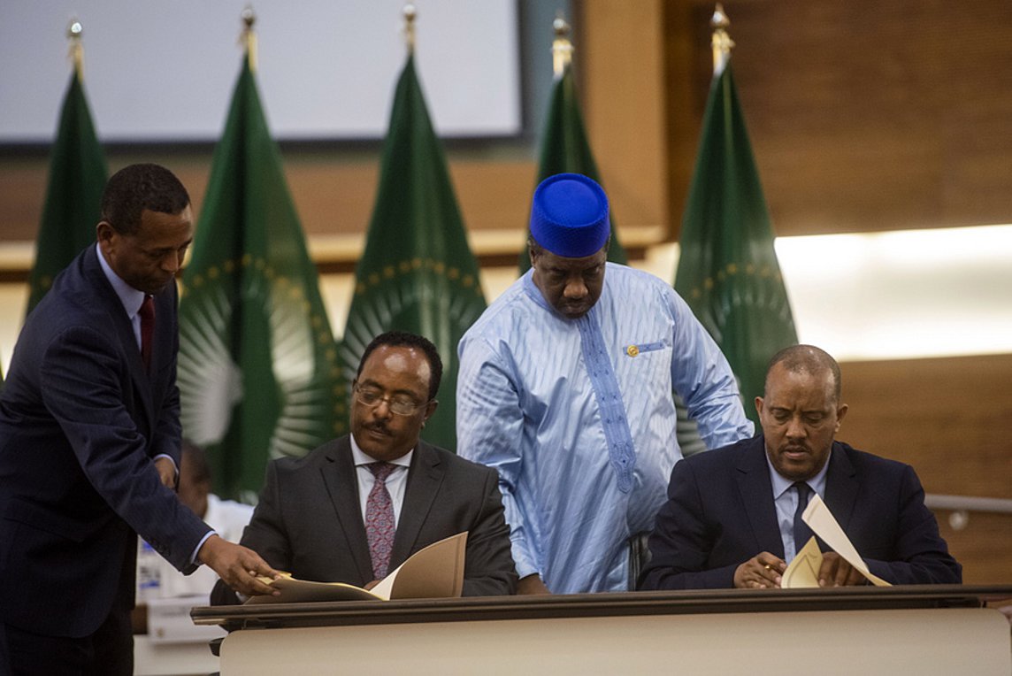 Αιθιοπία: Οι εμπλεκόμενες πλευρές στον πόλεμο του Τιγκράι συμφώνησαν κατάπαυση του πυρός