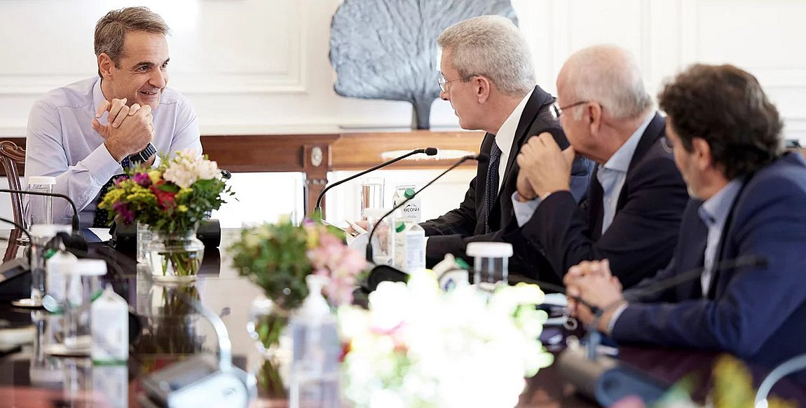 Συνάντηση Μητσοτάκη με το προεδρείο της Ένωσης Ιδιοκτητών Ημερησίων Εφημερίδων Αθηνών