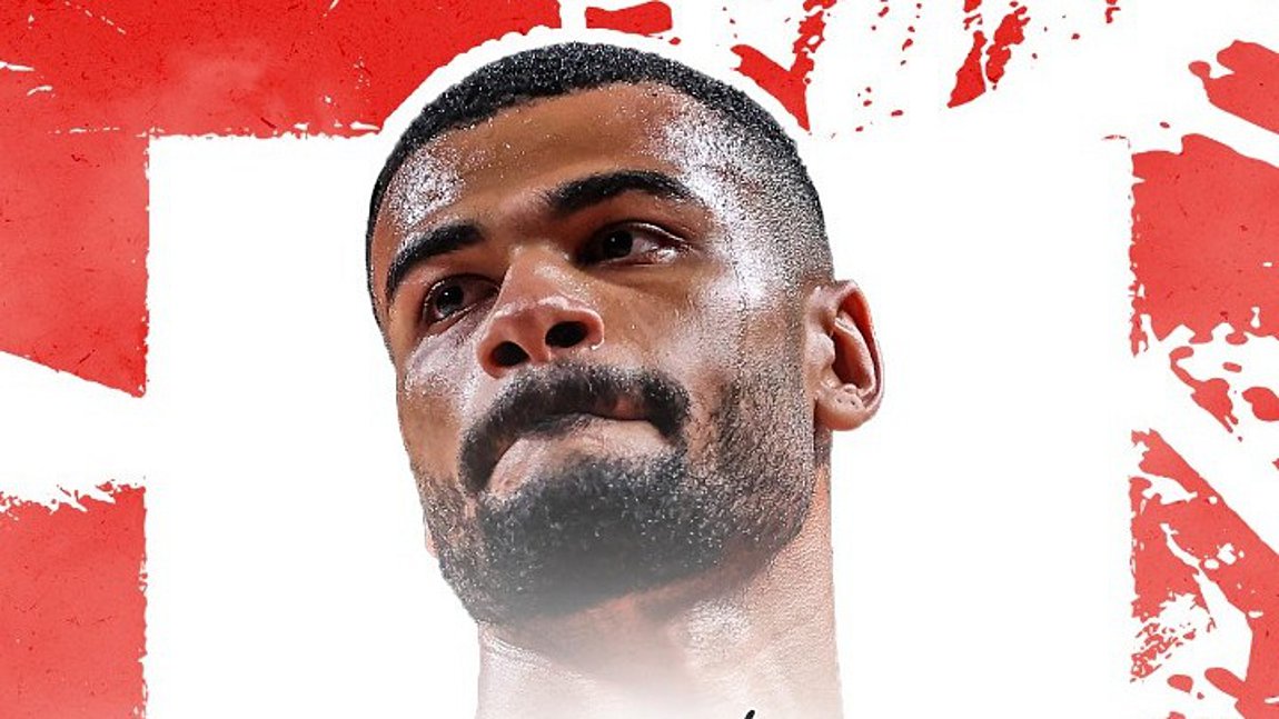 Στην Αρμάνι Μιλάνο ο Λουβαβού-Καμπαρό