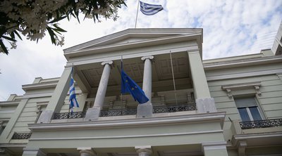 ΥΠΕΞ: Η ελληνική κυβέρνηση θα συνεχίσει να υπηρετεί με συνέπεια τη δημοκρατία και το κράτος δικαίου 