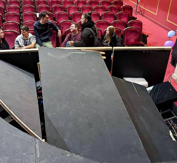 Γ. Μώραλης για το Δημοτικό Θέατρο Πειραιά: Έλεγχος για να διαπιστωθεί αν κάποιοι δεν έκαναν σωστά τη δουλειά τους