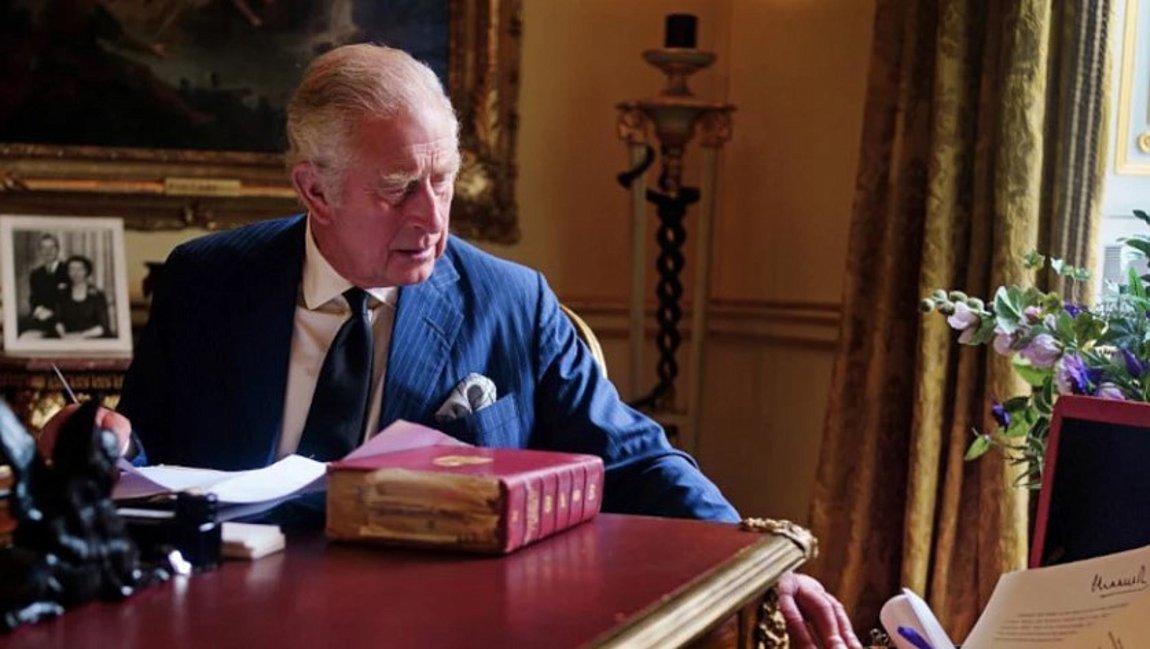 Ο παραμυθένιος στολισμός στο Κάστρο του Ουίνδσορ για τα Χριστούγεννα