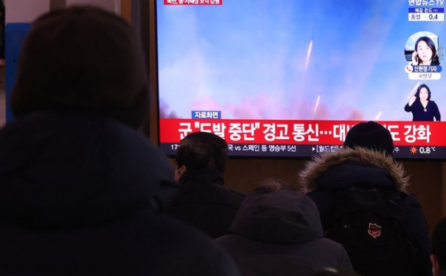 Το πυροβολικό της Β. Κορέας άνοιξε πυρ σε θαλάσσια περιοχή σε αντίδραση σε στρατιωτικά γυμνάσια της Ν. Κορέας