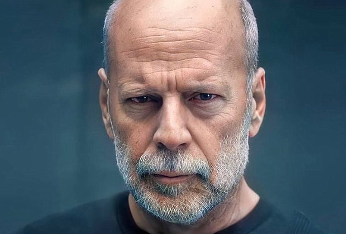 Mπρους Γουίλις: Η εμφάνισή του 9 μήνες μετά τη διάγνωση με αφασία