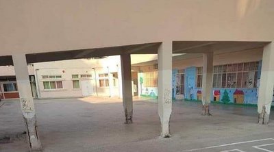 Σοκάρουν οι εικόνες από σχολείο στην Κόρινθο - Άκης Τσελέντης: «Εγκληματική αδιαφορία»