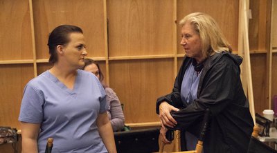 Elisabeth Finch: Σοκάρει η σεναριογράφος του Grey’s Anatomy – «Είπα ψέματα ότι πάσχω από καρκίνο»
