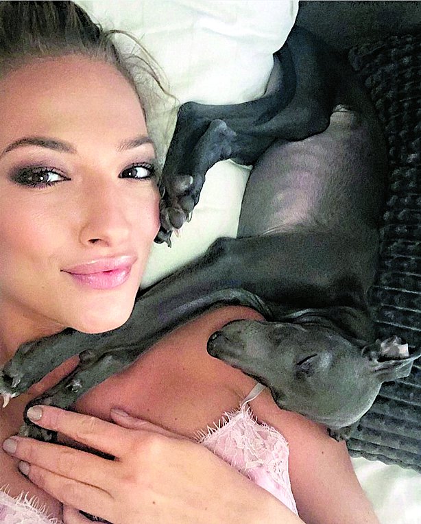 «Είμαι μια γυναίκα που βρέθηκε σε ανάγκη»