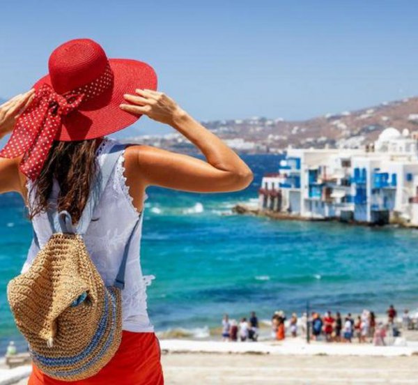 ΔΥΠΑ: Πάνω από 16.000 πήγαν διακοπές Ιούνιο με voucher κοινωνικού τουρισμού - Πότε λήγει η προθεσμία

