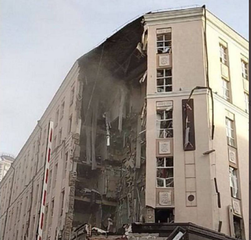 Ρωσία: «Τα πλήγματα στην Ουκρανία την παραμονή Πρωτοχρονιάς στόχευαν εργοστάσια κατασκευής drones»