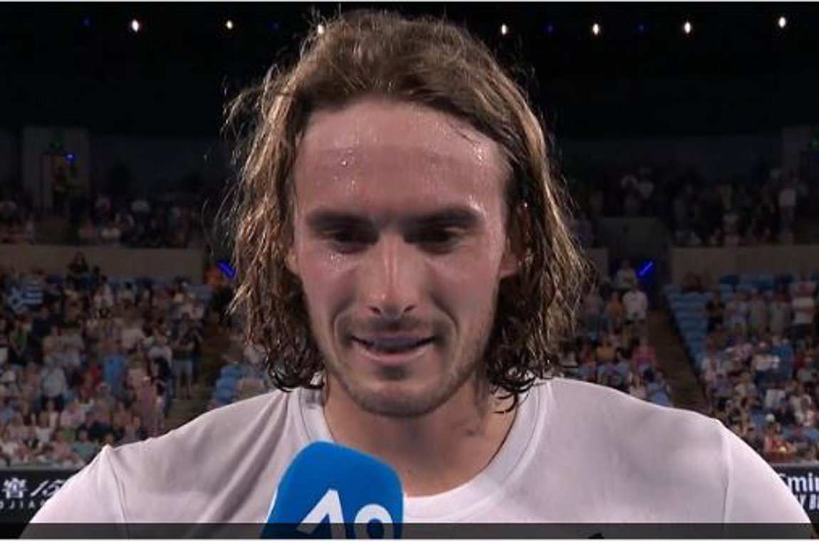 Τσιτσιπάς: «Ο κόσμος με βοήθησε στο 3ο σετ»