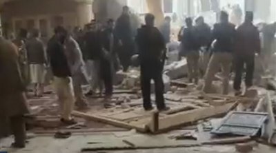 Πακιστάν: Εκρηξη σε τζαμί στην Πεσαβάρ - Τουλάχιστον 28 νεκροί και πάνω από 150 τραυματίες