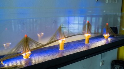 Φοιτητές του Πανεπιστημίου Πατρών έφτιαξαν μικρογραφία της γέφυρας Ρίου-Αντιρρίου με σπαγγέτι