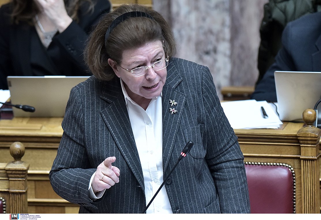 Λίνα Μανδώνη: «Ερμήνευσε, με πάθος, εντιμότητα και ήθος, σημαντικούς ρόλους»