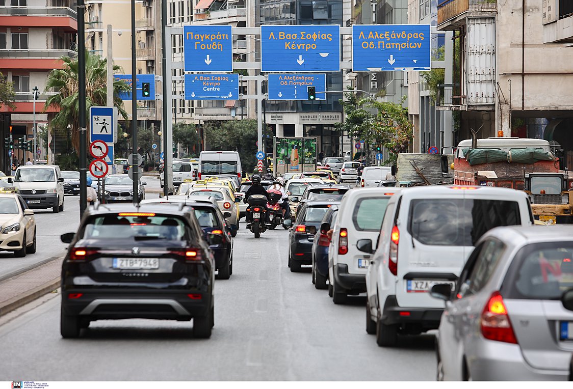«Έμφραγμα» στους δρόμους της Αττικής – Πού εντοπίζονται προβλήματα