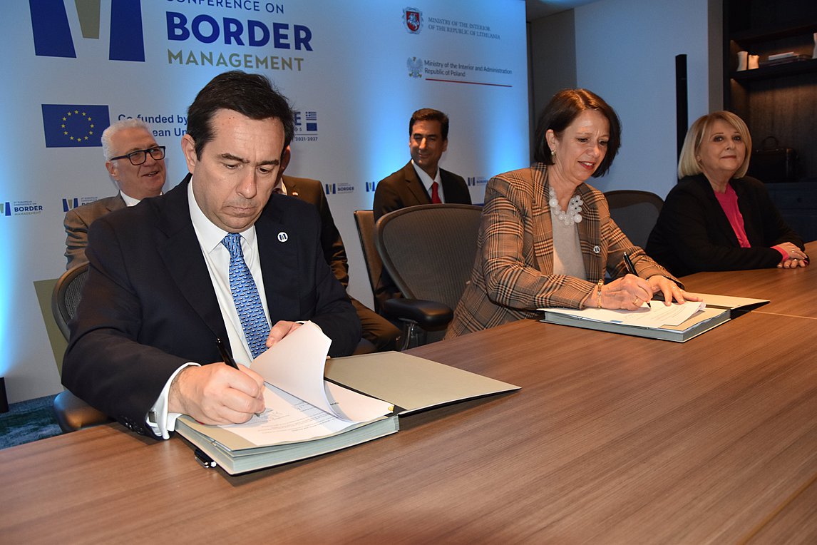 Διμερής συμφωνία Ελλάδας – Ελβετίας για τη στήριξη των ασυνόδευτων ανηλίκων