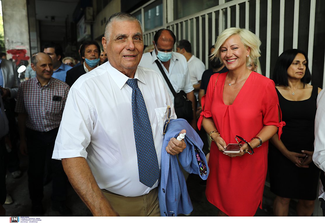 Γιάννης Τράγκας: Εξώδικο στη μητριά του και αναζήτηση περιουσίας