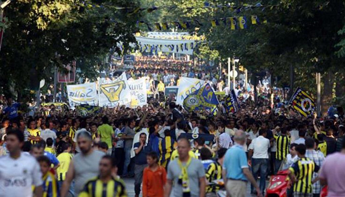 Ποδόσφαιρο-Τουρκία: Σκληρή ανακοίνωση της «Φενέρ» μετά το «μπλόκο» στους φιλάθλους της