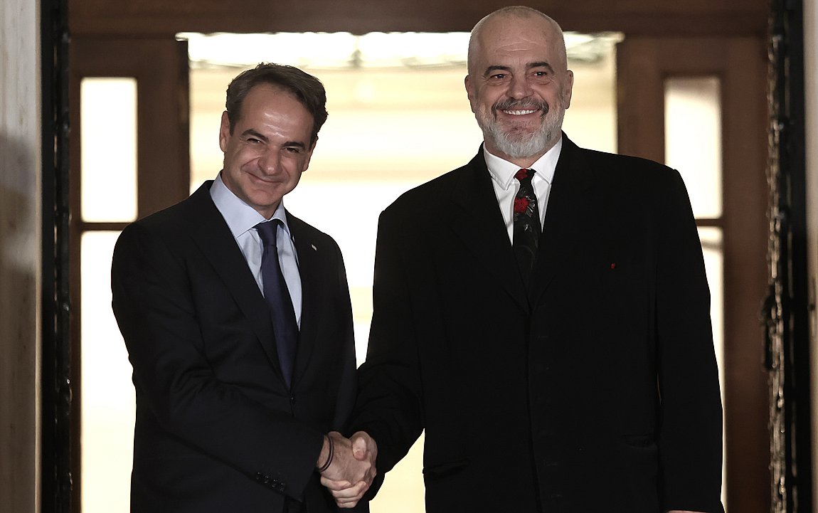 Δείπνο Μητσοτάκη-Ράμα στο Μέγαρο Μαξίμου