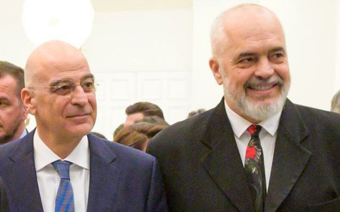 Δένδιας: Ελλάδα και Αλβανία απολαμβάνουν εξαιρετικές σχέσεις
