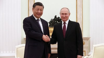 Ο Σι Τζινπίνγκ προσκάλεσε τον Πούτιν να επισκεφθεί την Κίνα - Προτεραιότητα στις «στρατηγικές» σχέσεις με τη Ρωσία