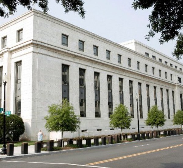 ΗΠΑ: Η Fed αύξησε τα επιτόκια κατά 25 μονάδες βάσης 