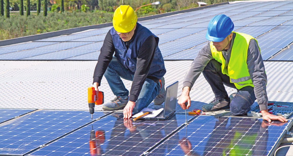 Φωτοβολταϊκά στη στέγη: Πώς θα πάρετε επιδότηση έως και 75%