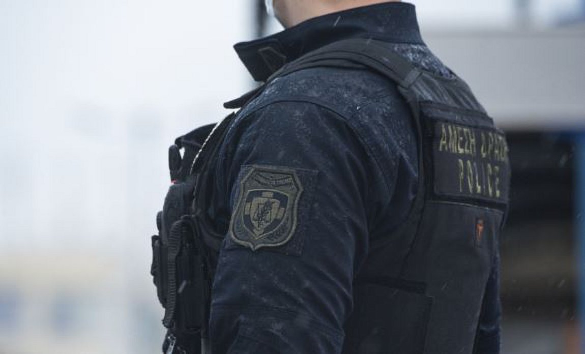 Θρίλερ στη Θεσσαλονίκη: Γυναίκα βρέθηκε νεκρή σε αυτοκίνητο