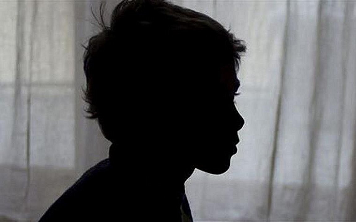 Φρίκη στο Ναύπλιο: Συνελήφθη 59χρονος για βιασμό 15χρονου – Του έκανε ιδιαίτερα μαθήματα