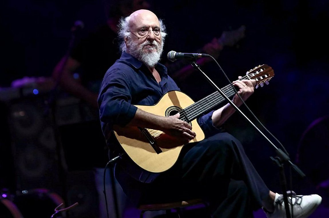 Διονύσης Σαββόπουλος: Διαψεύδει η σύζυγός του τα δημοσιεύματα – Παίρνει εξιτήριο σήμερα