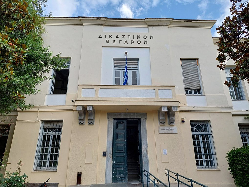 Βόλος: Eπιτέθηκε στη νύφη του – Θα την «πληρώσει» με τη σύνταξή του