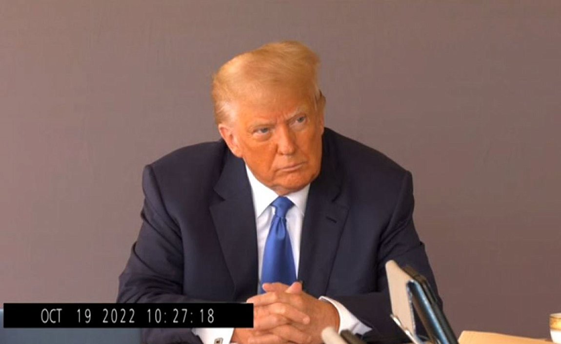 Ενώπιον δικαστηρίου σήμερα ο Τραμπ – Θα του απαγγελθούν κατηγορίες