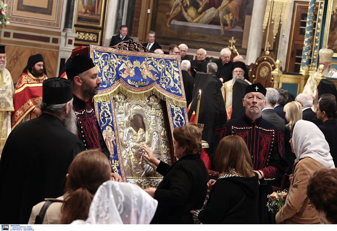 Παράταση παραμονής του «Άξιον Εστί» στην Μητρόπολη Αθηνών