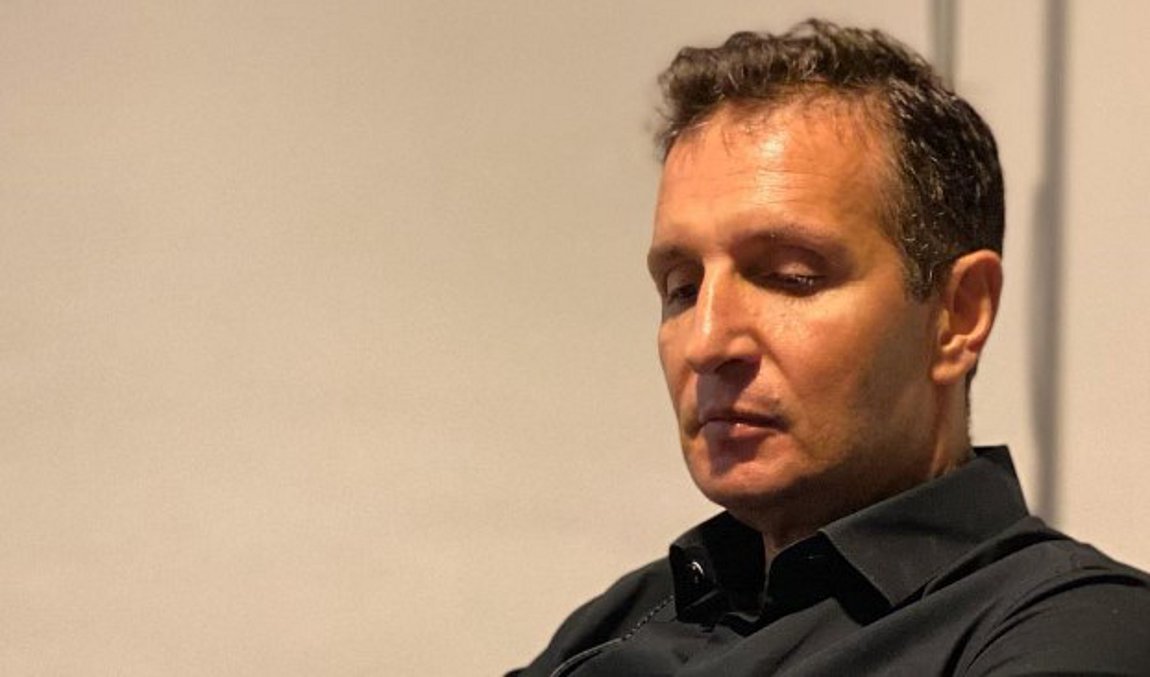 Δημήτρης Μπάσης: Αποκάλυψε ποιο είναι το πραγματικό του επίθετο