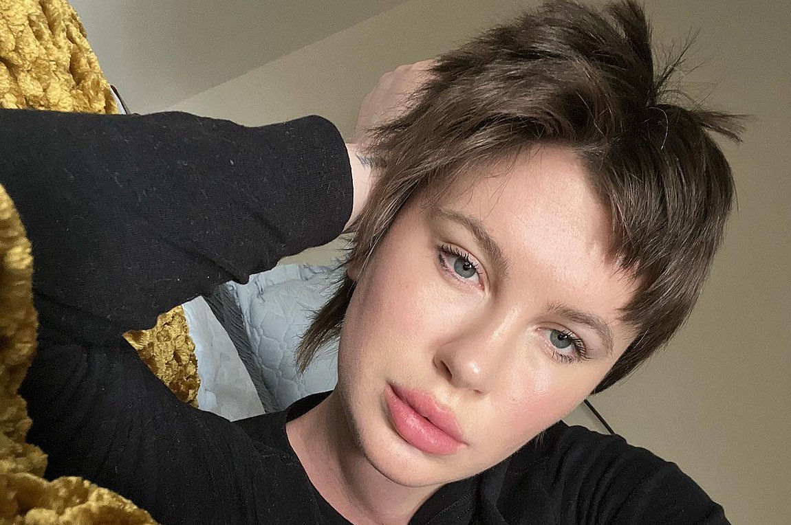 Ireland Baldwin: Έφερε στον κόσμο το πρώτο της παιδί η κόρη της Kim Basinger και του Alec Baldwin