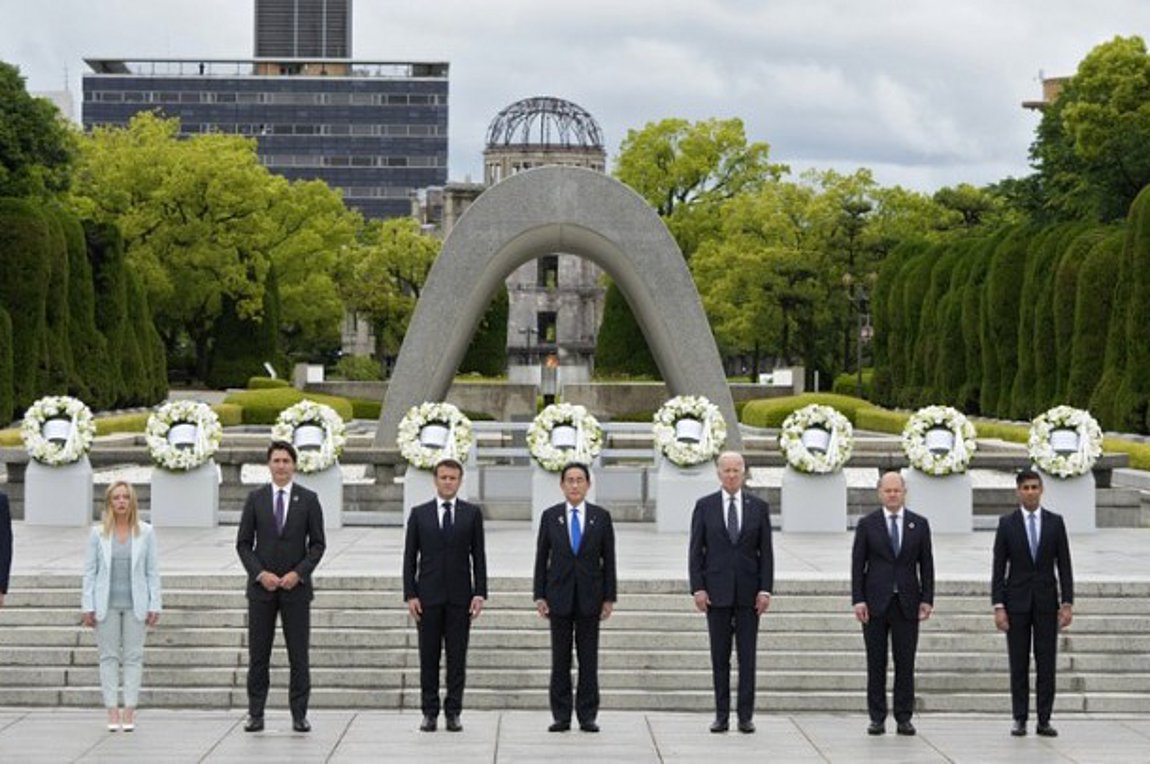 Οι ηγέτες της G7 απέτισαν φόρο τιμής στα θύματα της ατομικής βόμβας στη Χιροσίμα