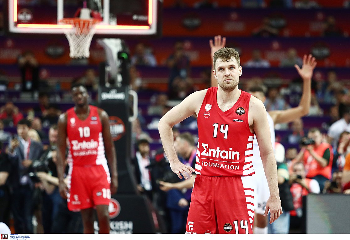 Βεζένκοφ: «Εμείς φταίμε, εμείς χάσαμε»