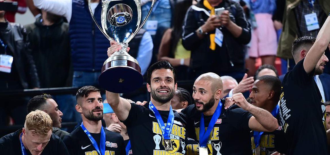 Ξεκαθαρίζει άμεσα για Τζαβέλλα και Άμραμπατ στην ΑΕΚ