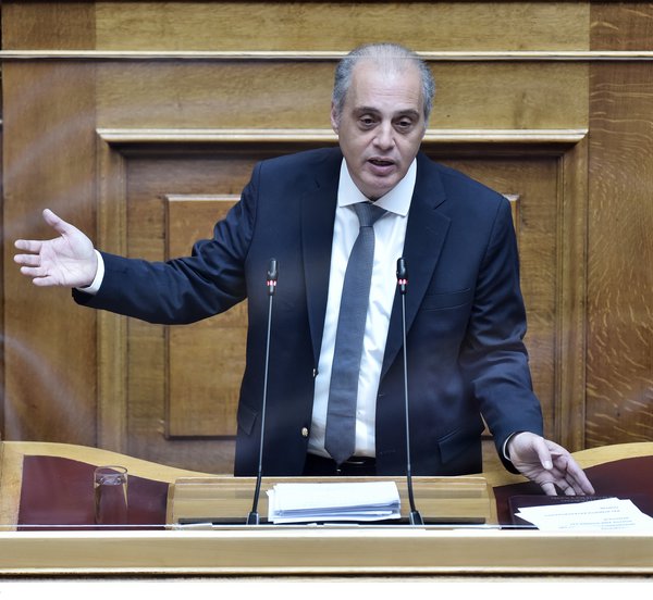 Βελόπουλος: Ανίκανοι να υλοποιήσουν ένα οικονομικό πρόγραμμα άξιο λόγου ΝΔ, ΣΥΡΙΖΑ και ΠΑΣΟΚ