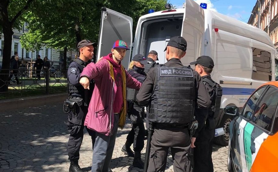 Ρωσία: Τουλάχιστον 109 συλλήψεις σε διαδηλώσεις υπέρ του φυλακισμένου αντιφρονούντα Αλεξέι Ναβάλνι