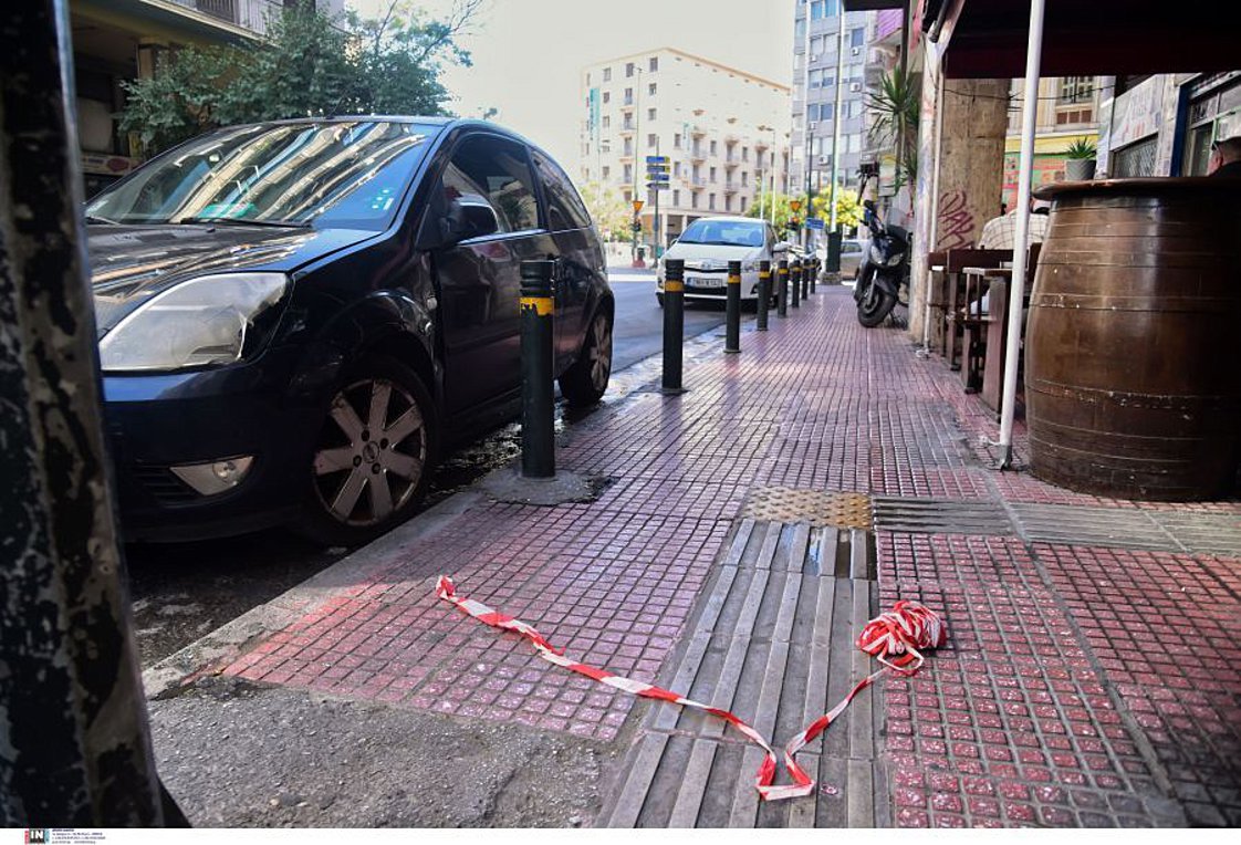 Άγρια συμπλοκή τα ξημερώματα στην Πλατεία Βάθη – Ένας νεκρός