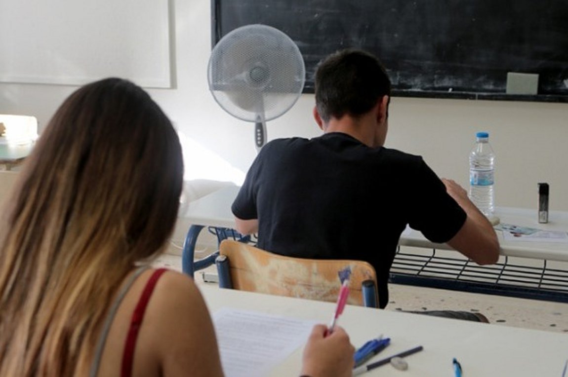 Στην τελική ευθεία οι Πανελλαδικές – Πότε ανακοινώνονται οι βαθμολογίες και οι βάσεις