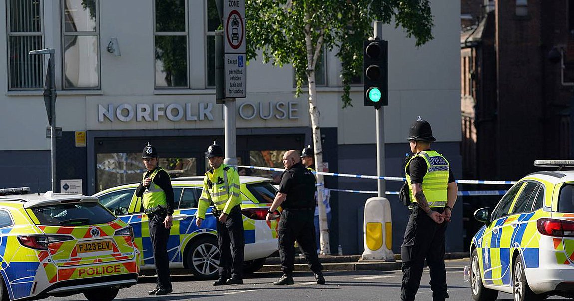 Θρίλερ με τρεις νεκρούς στο Νότιγχαμ – Συνελήφθη ένα άτομο