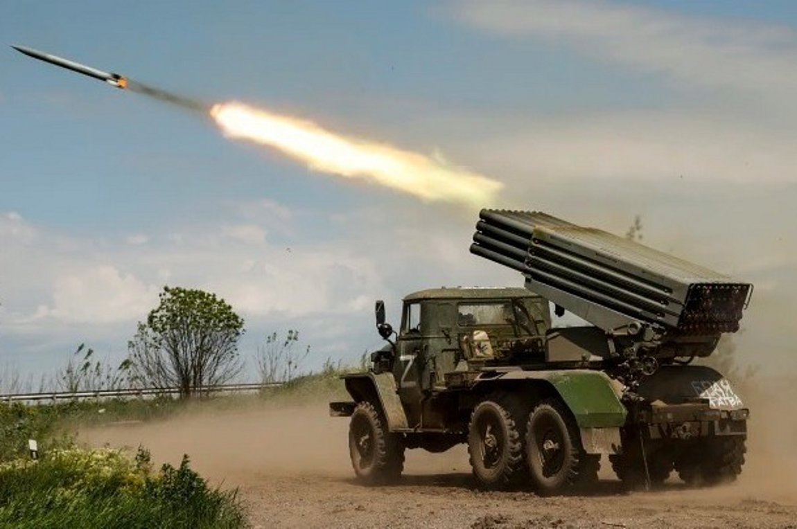 Η Ιαπωνία συζητά προμήθεια οβίδων στις ΗΠΑ για να βοηθήσει την Ουκρανία