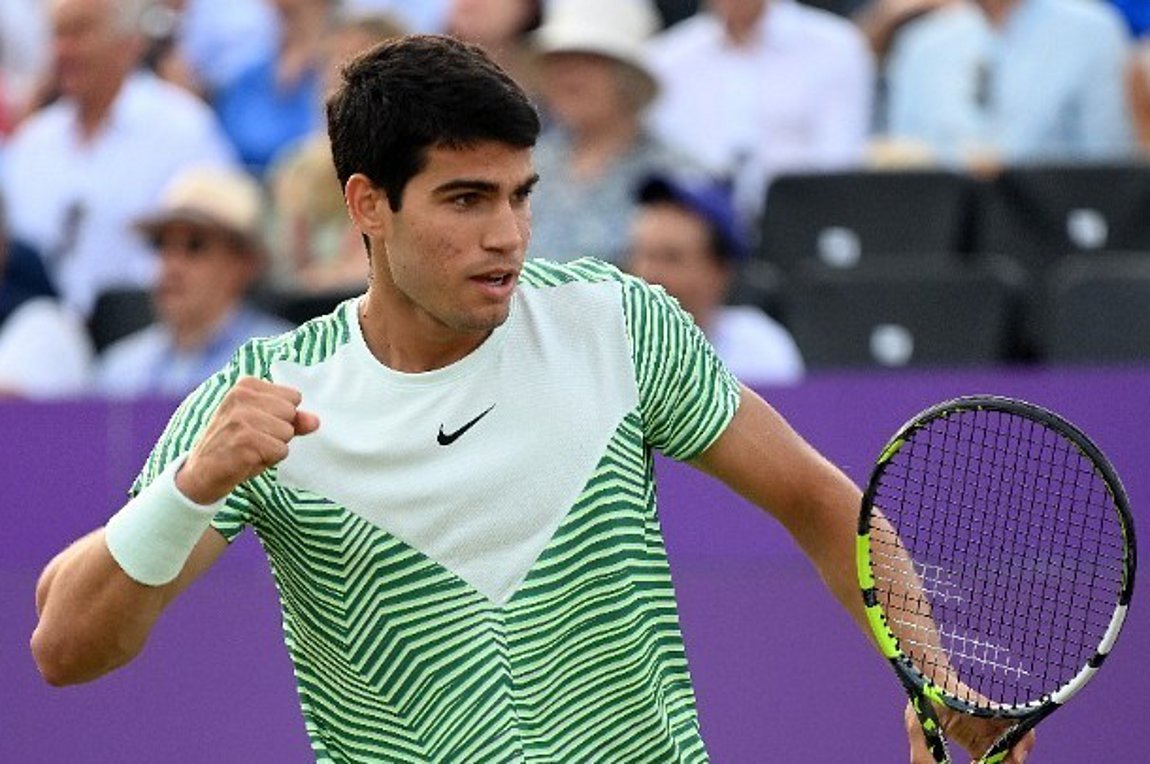 Ο Αλκαράθ επέστρεψε στην κορυφή, παραμένει 5ος ο Τσιτσιπάς
