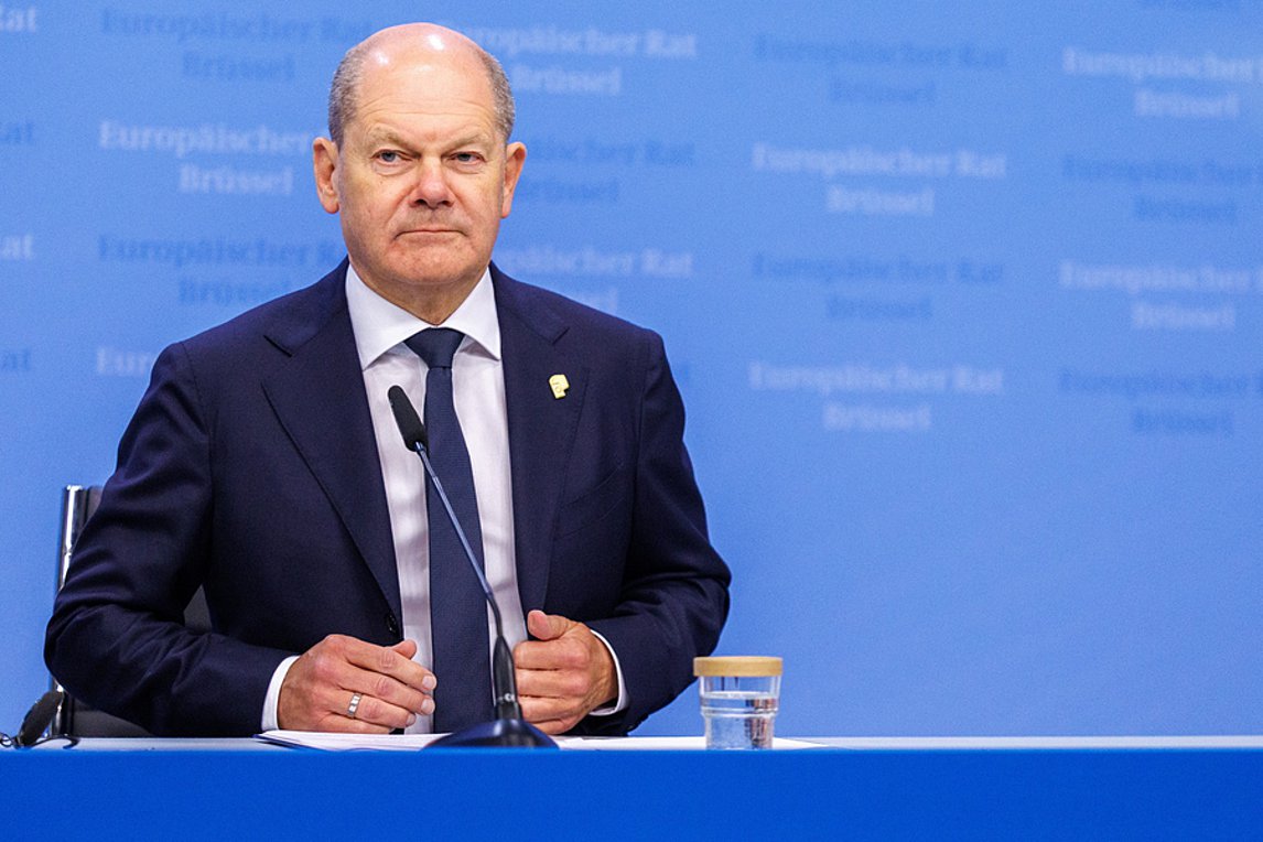 Όλαφ Σολτς: «Είναι σημαντικό να περιορίσουμε την παράτυπη μετανάστευση»