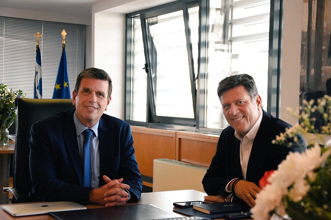 Για το μεταναστευτικό συζήτησαν Καιρίδης, Βαρβιτσιώτης και η επίτροπος Ίλβα Γιόχανσον