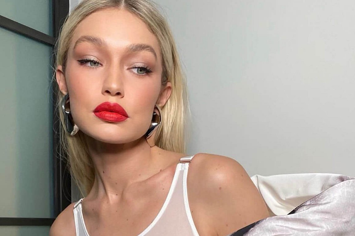 Gigi Hadid: Το τατουάζ της ενθουσίασε τους θαυμαστές της – «Βασίλισσα των δράκων…»